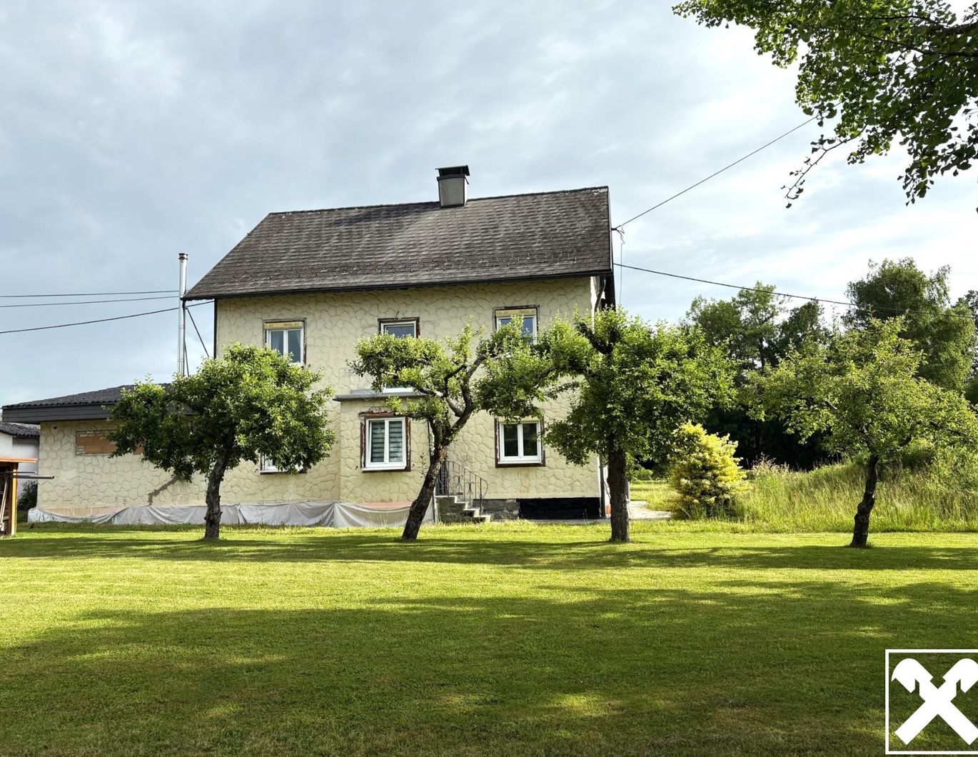 Teilrenoviertes Wohnhaus Nähe Ortsbereich