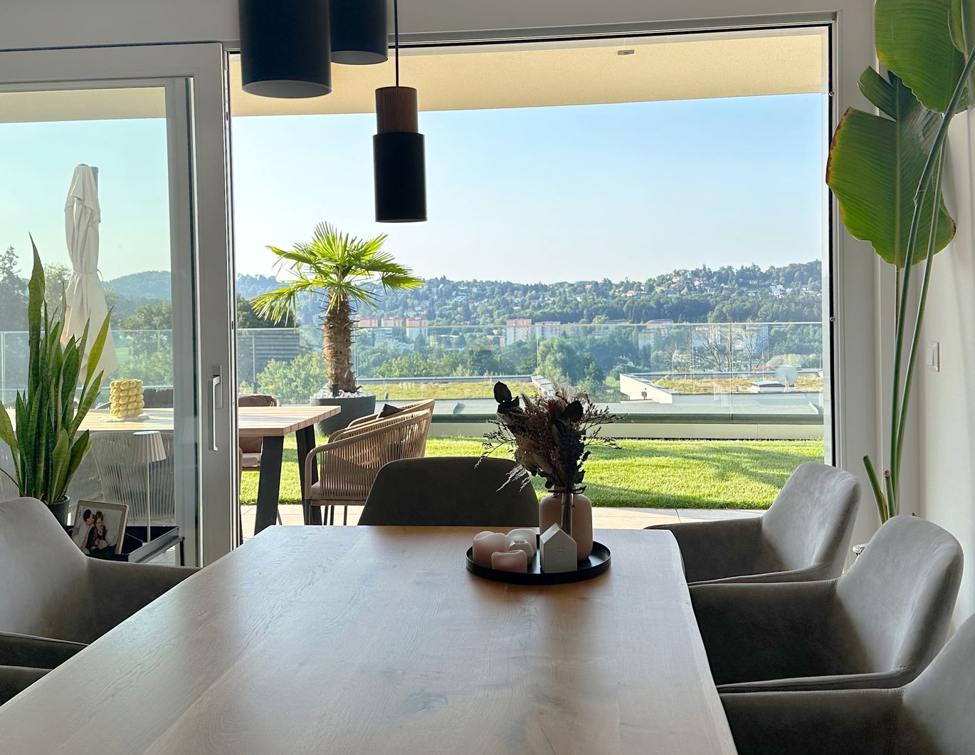 Penthouse, einmaliger Ausblick, gesicherte Wohnanlage, LKH-Nähe