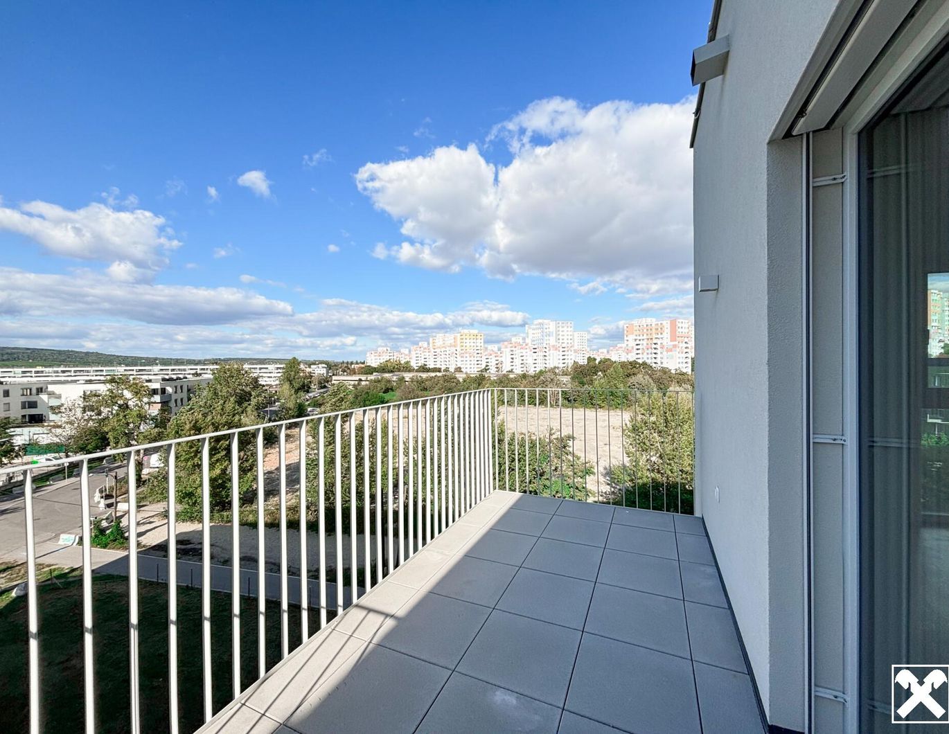 ERSTBEZUG: Traumhafte 4-Zimmer Wohnung Provisionsfrei