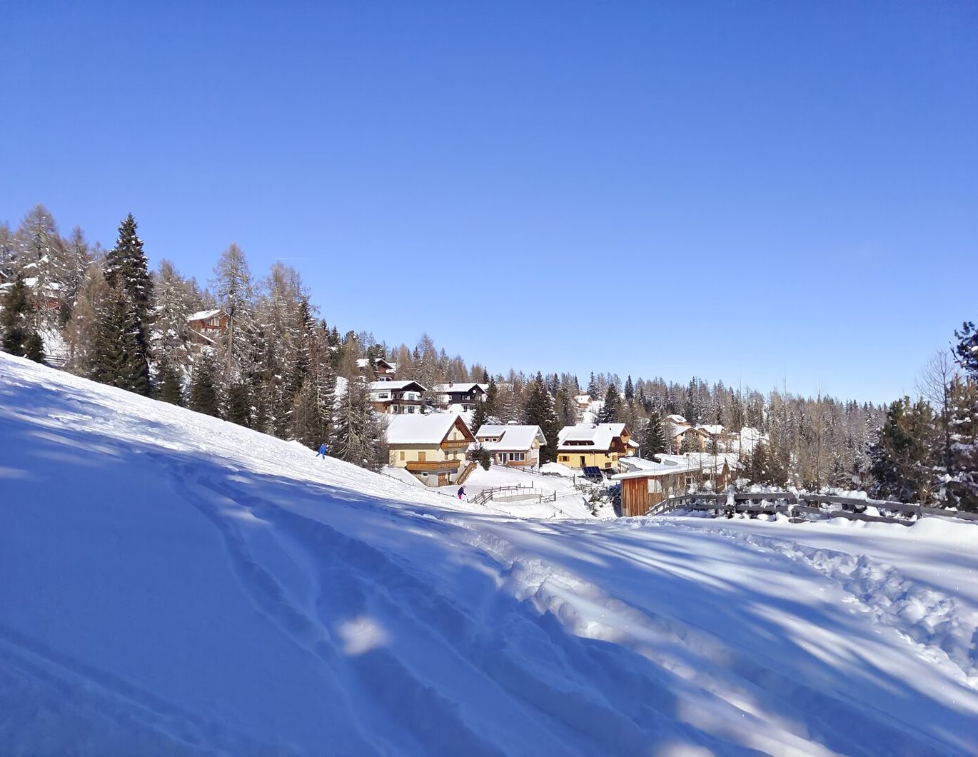 Kärnten: Hochrindl-Nähe Turracher Höhe: Zweitwohnsitz! Erstbezug! Honorarfrei für Käufer: innen! Einzigartiger Blick auf über 1600m Seehöhe!
