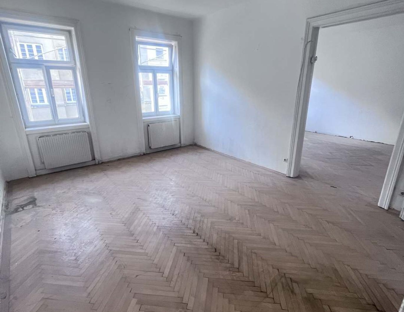 Großzügige Altbauwohnung in Top-Citylage beim grünen Prater!