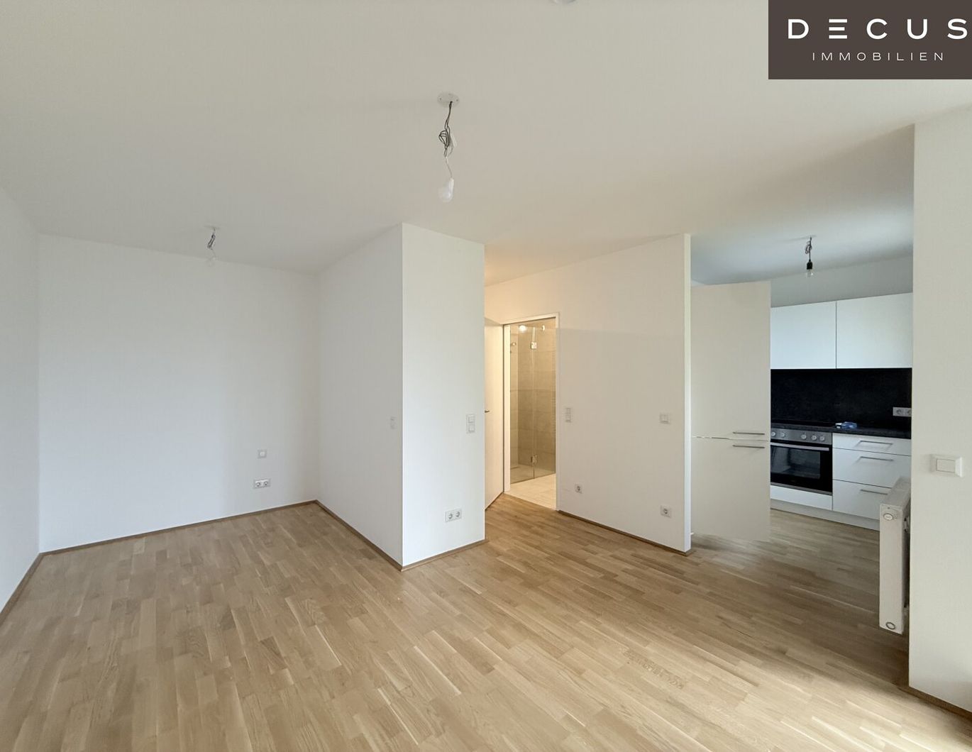 | 1 ZIMMER | LEO 131 | SÜDEN | AB SOFORT | DUSCHE