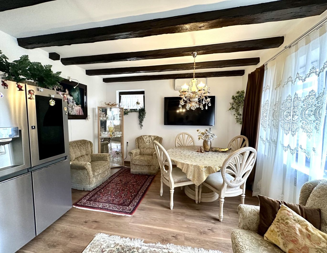 EIN TRAUM IM GRÜNEN - Zweifamilienhaus in Ruhelage