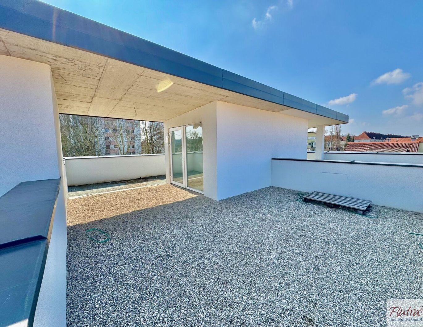 Preisreduktion! - Charmantes Mittelreihenhaus in Linz inkl. Keller und großer Dachterrasse!