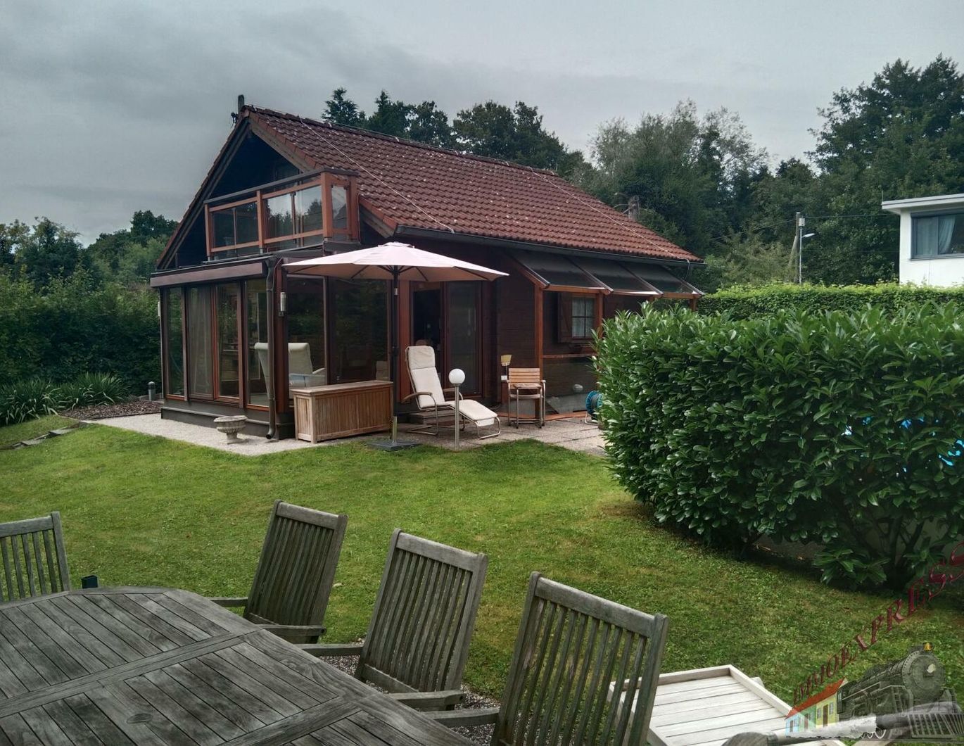 1130Wien, romantisches, Gartenhaus, Keller, Balkon, Traumgarten, Pool, Oase !