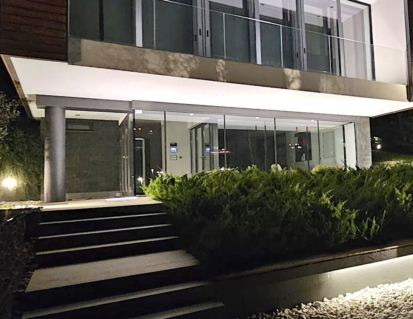 K3 - HERRSCHAFTLICHE RESIDENZ IN ZAGREB. Luxuriöse Villa in beliebter Stadtlage mit Pool und SPA-Bereich.