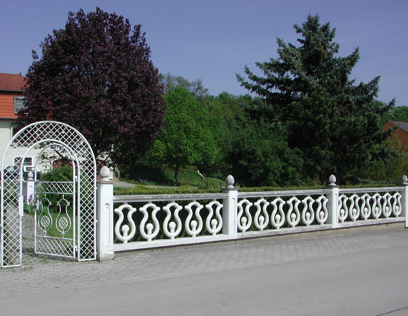 Villa mit 3300qm Bauland