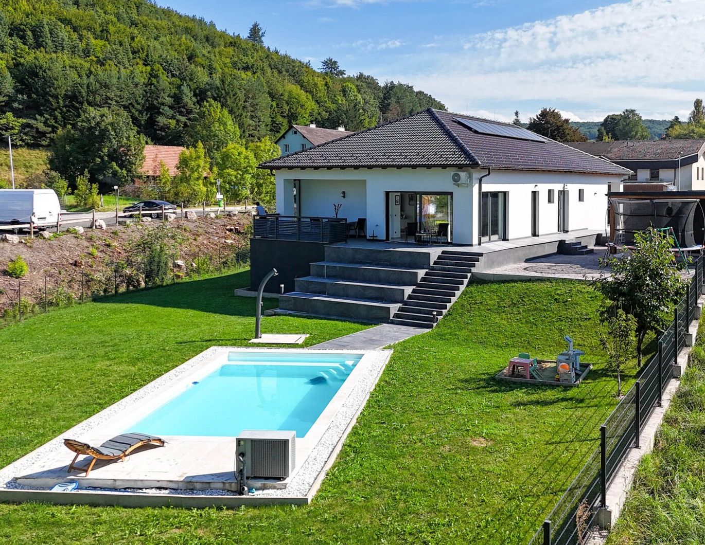 Perfekter Familienhit! Moderner Bungalow mit Pool in Wolfsgraben