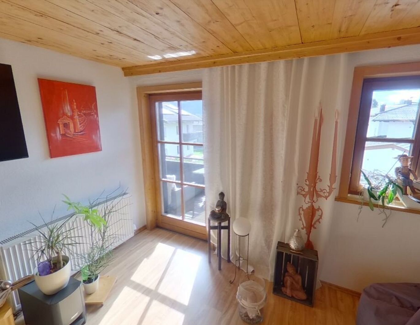 Traumhafte 3-Zimmer-Wohnung mit Balkon und Bergblick in Fügen!