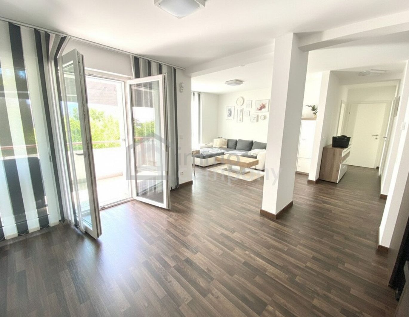 1A Eigentumswohnung im Herzen von Seewalchen am Attersee - Wohnen, wo andere Urlaub machen!