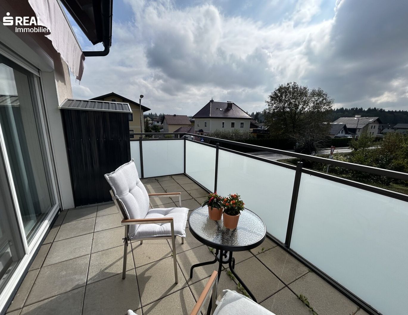 Wohnen großzügig gedacht - 4 Zimmer plus Raum für mehr (insgesamt ca. 177 m²)