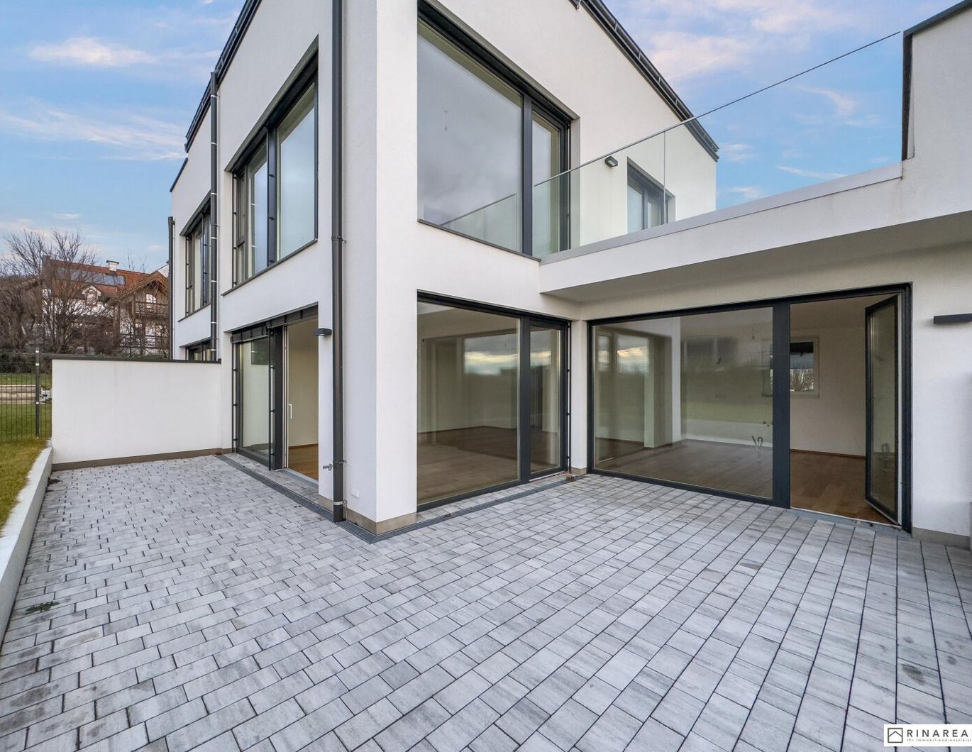 Wunderschöne, moderne & lichtdurchflutete Doppelhaushälfte zur Miete | 5 Zimmer - 140 m² | St. Georgen, Eisenstadt | AHORNGASSE
