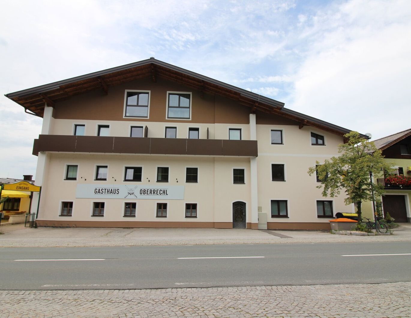 Salzburg/Hallwang! Gepflegte Garconniere-Wohnung mit Einbauküche!