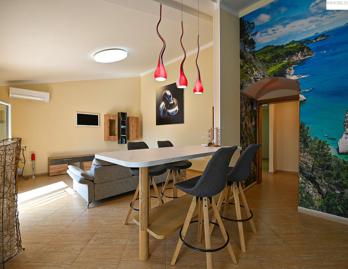 Gelegenheit - gepflegte 3 Zimmer-Wohnung in Novigrad mit herrlichem Meerblick!