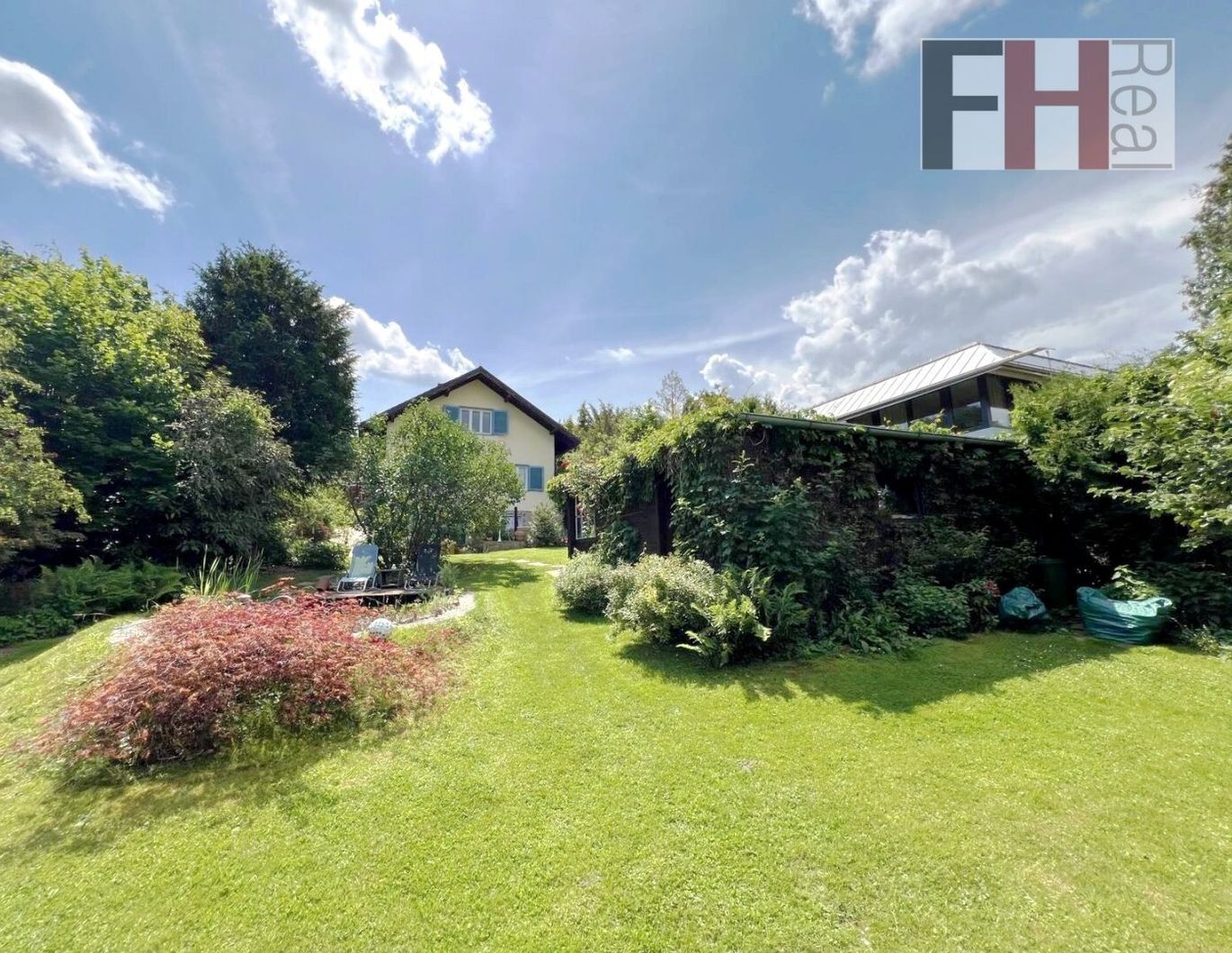 Gepflegtes Haus mit Charme und Flair auf traumhaftem Grundstück!