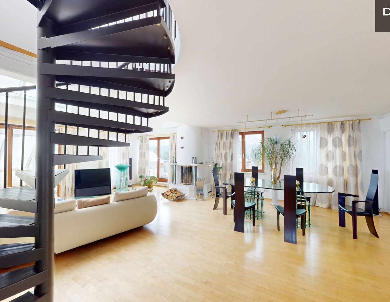 | VERLASSENSCHAFT | 370 m² NFL | DACHTERRASSE | 3 STPL |