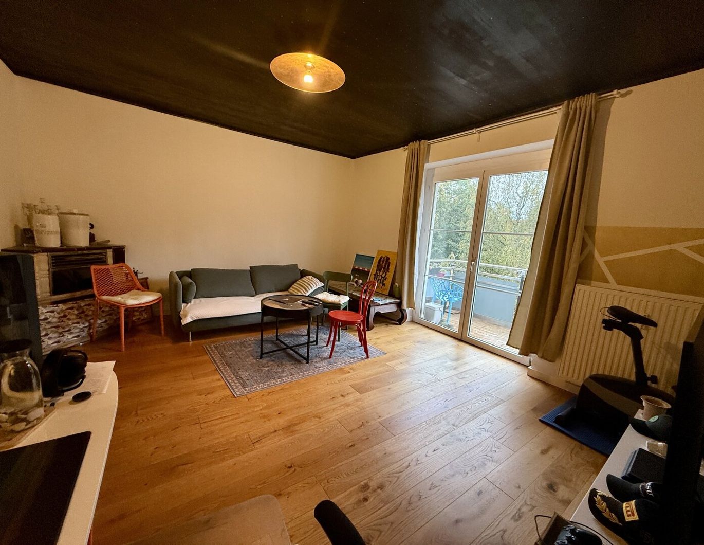 3-Zimmer-Wohnung - vollrenoviert mit Balkon - direkt bei der Messe
