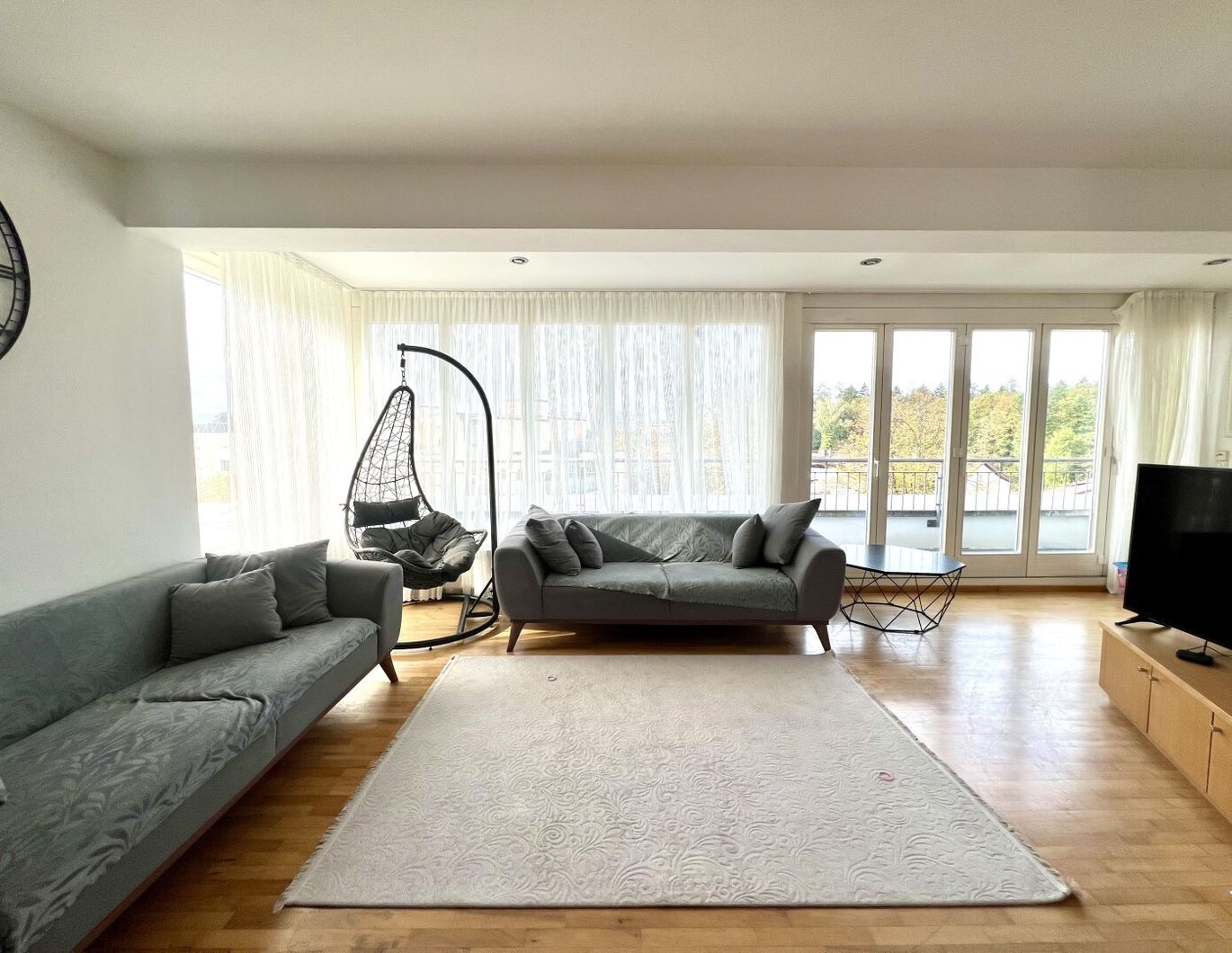 Sanierungsbedürftiges Penthouse auf zwei Etagen mit Terrasse und Stellplatz in bester Lage, Bregenz