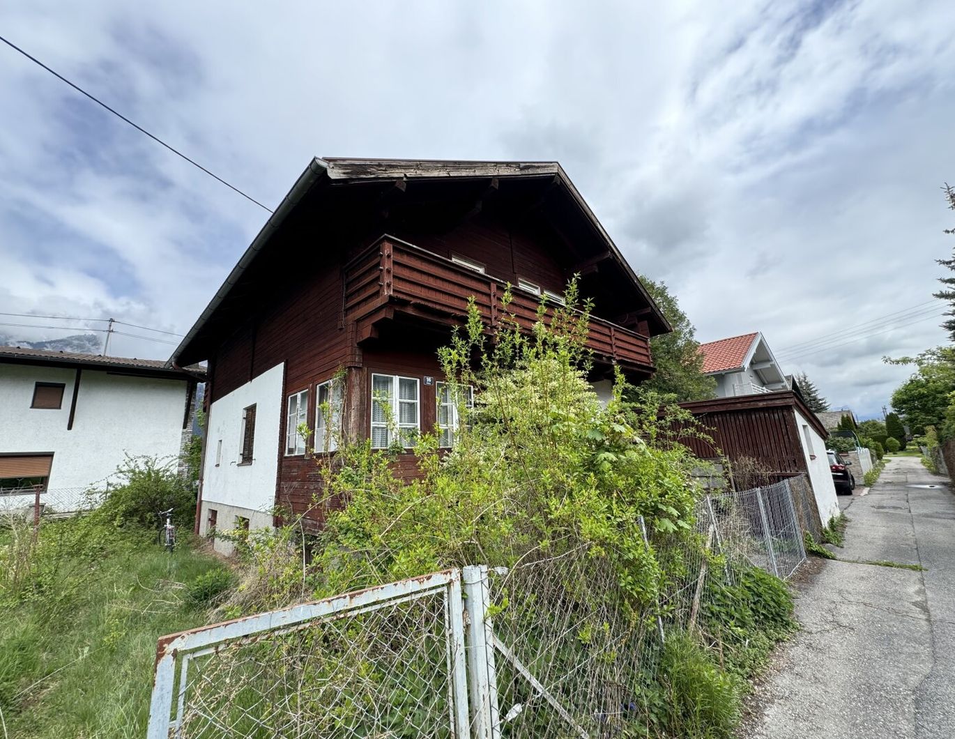 Ihr Schnäppchen-Einfamilienhaus zum Sanieren - € 352.800.- !
