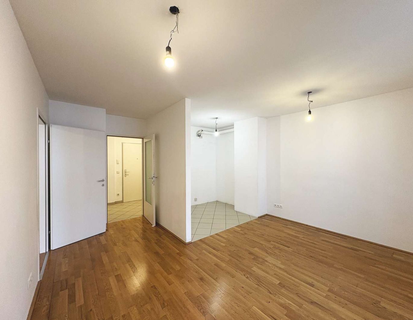 Helle 2-Zimmer-Wohnung mit Veranda in der Tivoligasse!