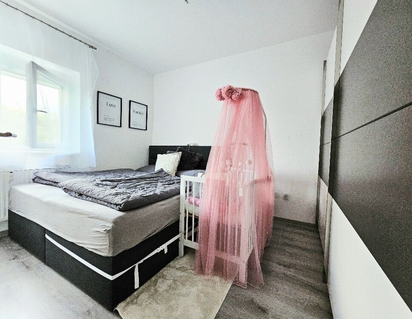 Charmante 2-Zimmer-Wohnung in Graz: Stadtblick, Parkett & Bad mit Fenster! Nur 185.000 €!