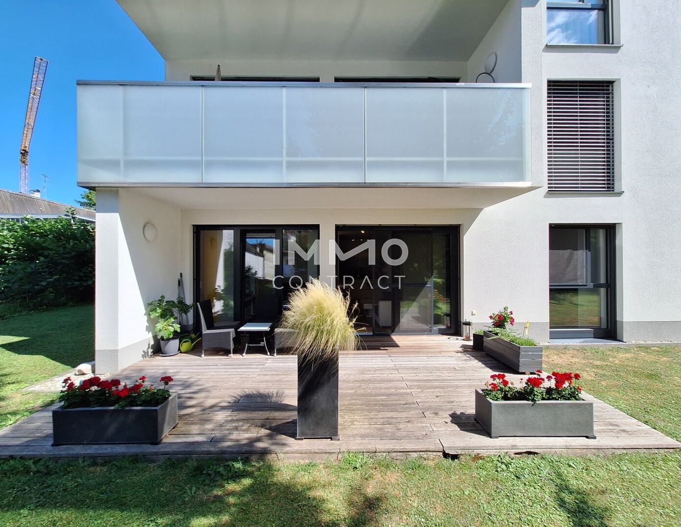 Elegante 3-Zimmer Gartenwohnung im Zentrum von Ried - inkl. Carport und Komplettausstattung