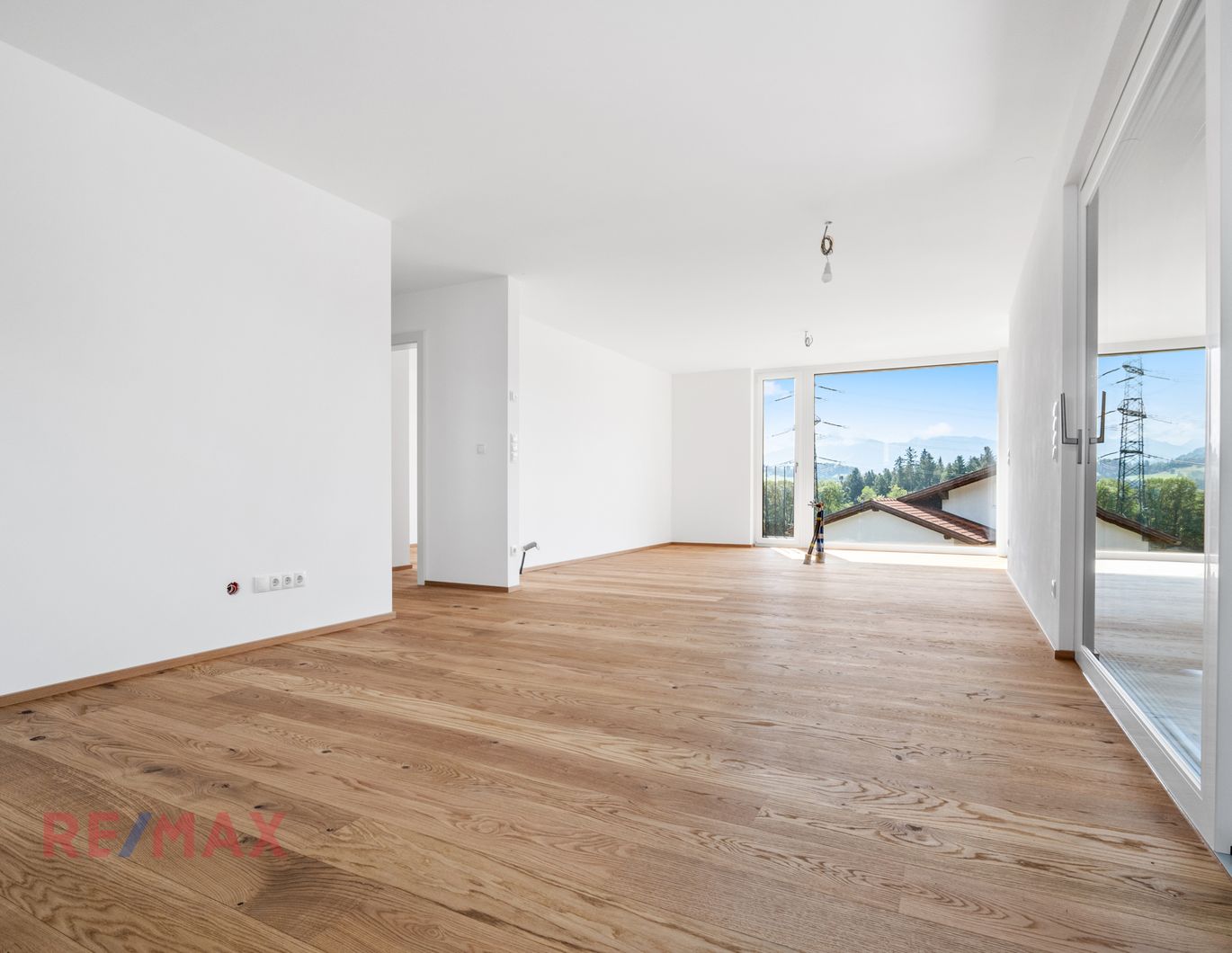 Neubau: Familienfreundliche 4-Zimmer-Wohnung in ruhiger Aussichtslage