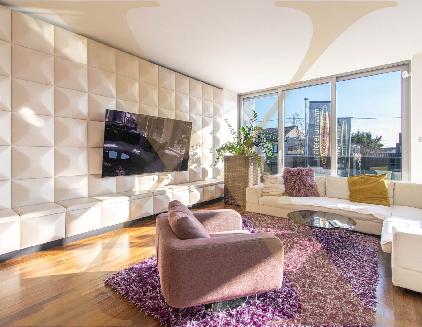 Hochwertiges Wohnen & moderne Arbeitsumgebung - exklusives Wohn- und Geschäftshaus in Traun zu verkaufen!