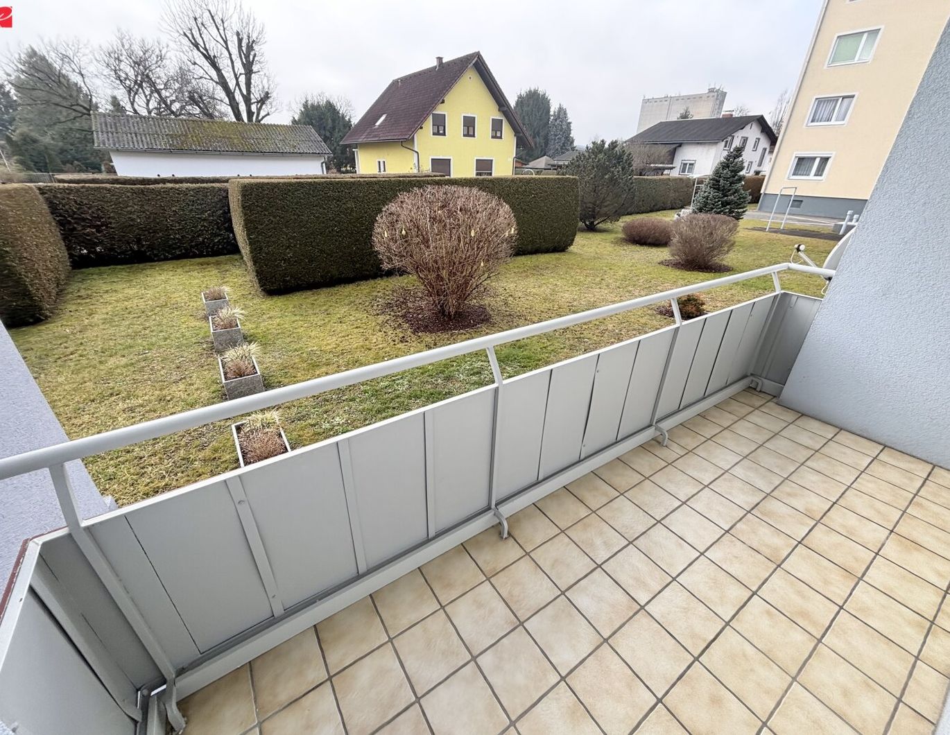 Attraktive Wohnoase mit Ruhe und Grünblick