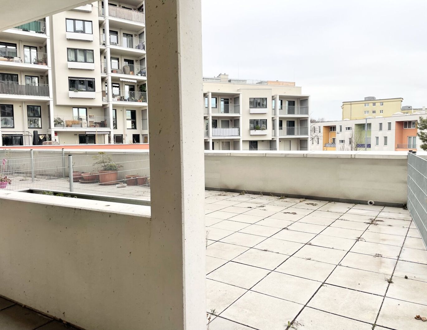 PROVISIONSFREI VOM EIGENTÜMER! PERFEKTE 3-ZIMMER-WOHNUNG MIT GROSSZÜGIGER TERRASSE!