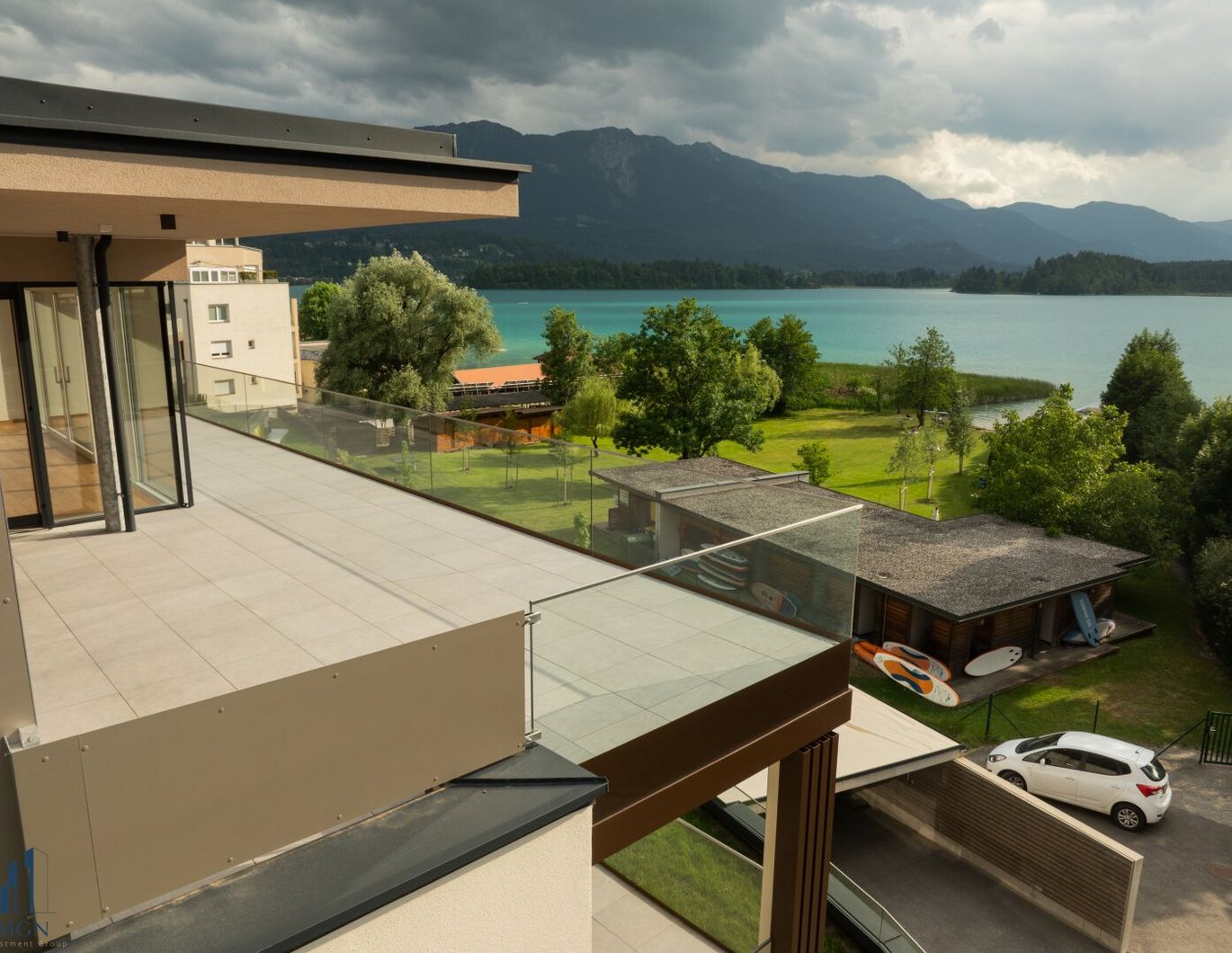 Exklusives Penthouse mit himmlischem See- und Bergpanorama