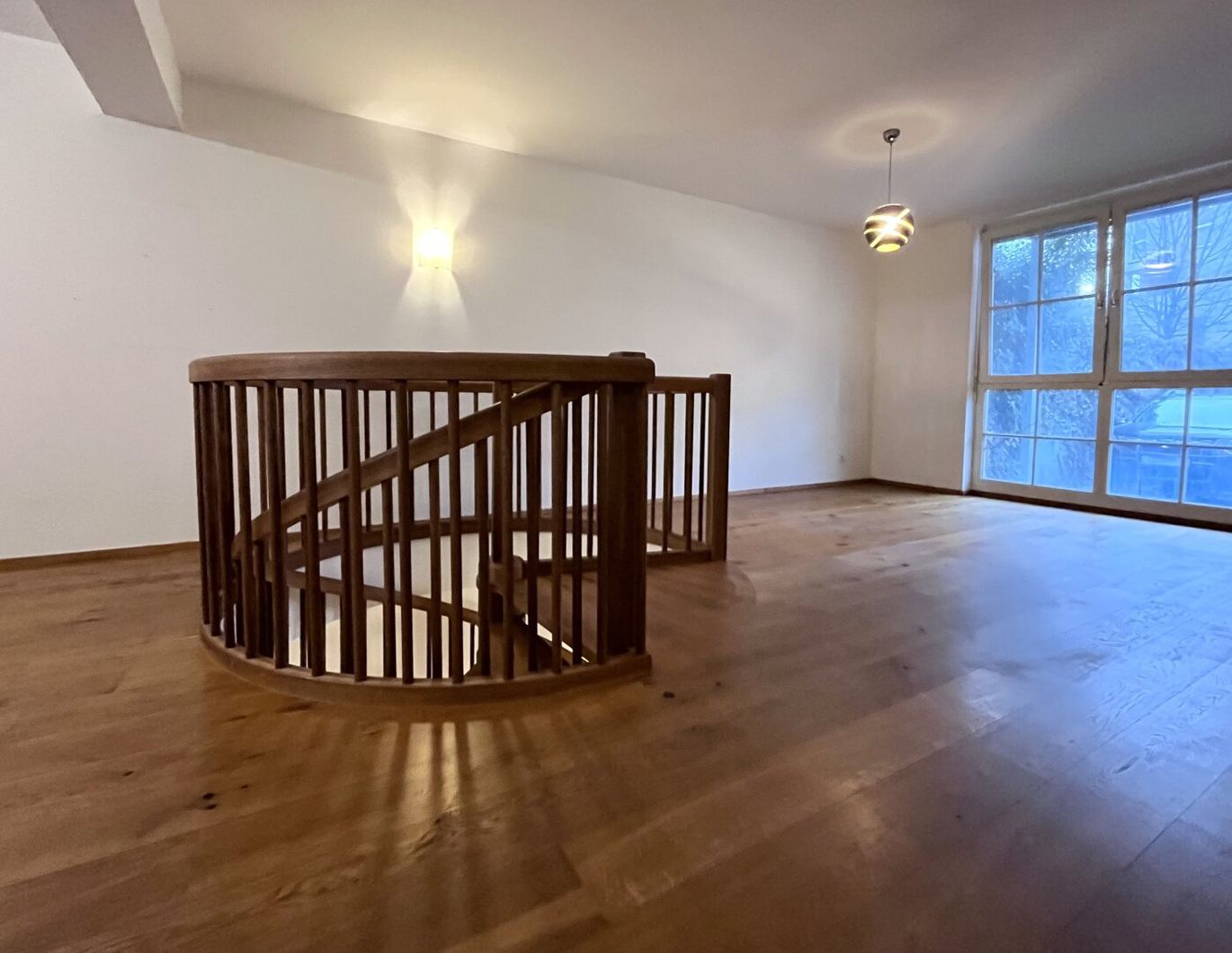 Elegante Stadtwohnung mit Galeriecharakter & Souterrainbereich