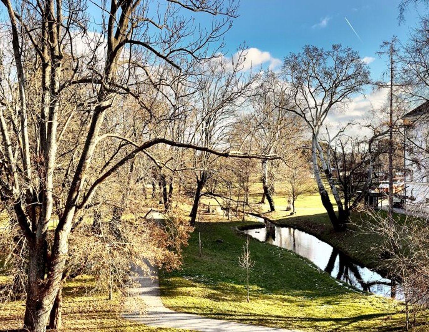 WOHNJUWEL! ERSTBEZUG! Perfekt aufgeteilte 3-Zimmer-Wohnung mit traumhaftem Parkblick!