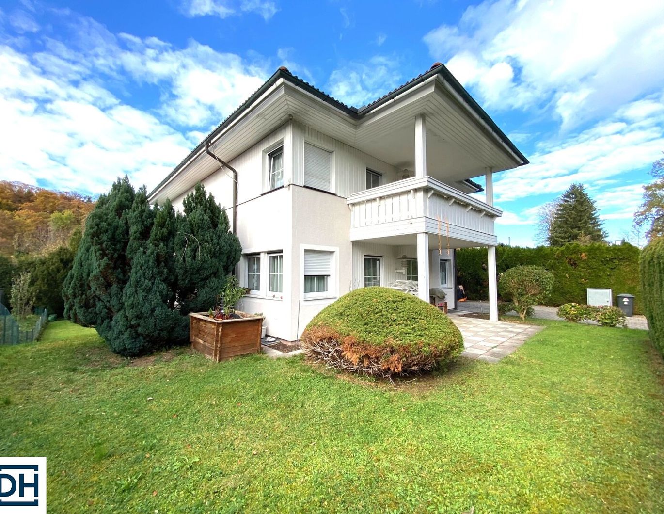 STADTRANDVILLA mit Einliegerwohnung in Premium Lage Wals