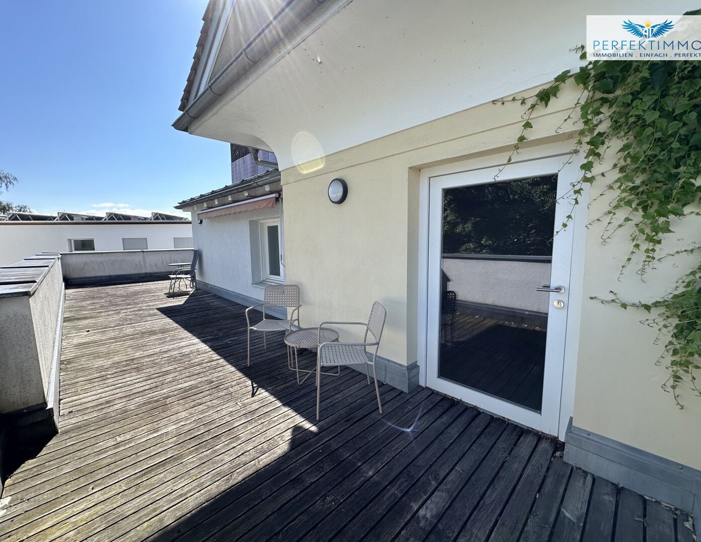 Möblierte Wohnung mit sonniger Terrasse
