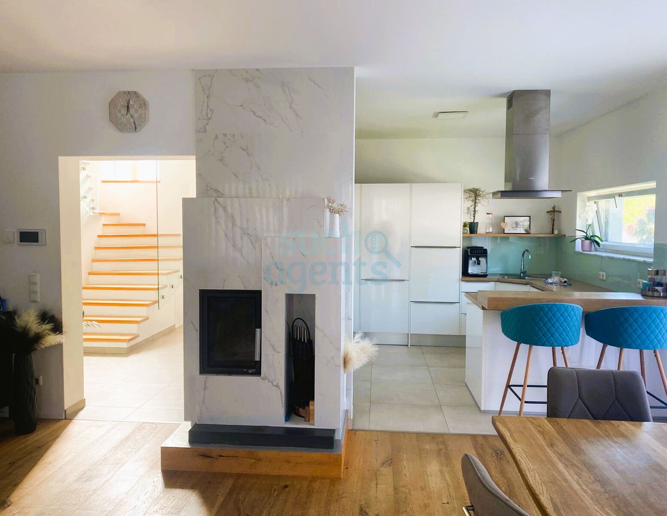 Modernes Einfamilienhaus mit Pool, großer Terrasse & hochwertiger Wohnatmosphäre in Top Lage