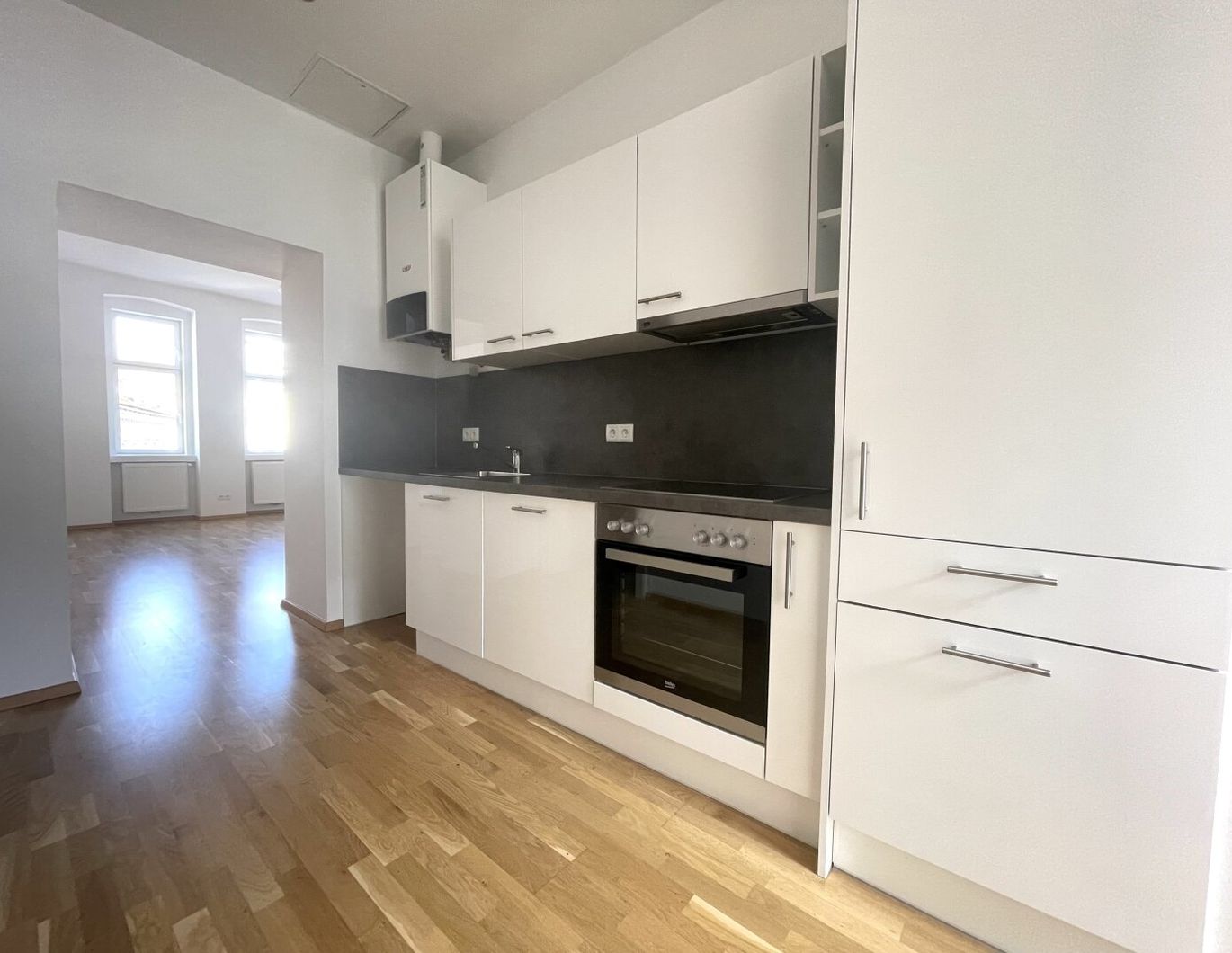 WUNDERSCHÖN sanierte 3-Zimmer-Wohnung in 1150 Wien!