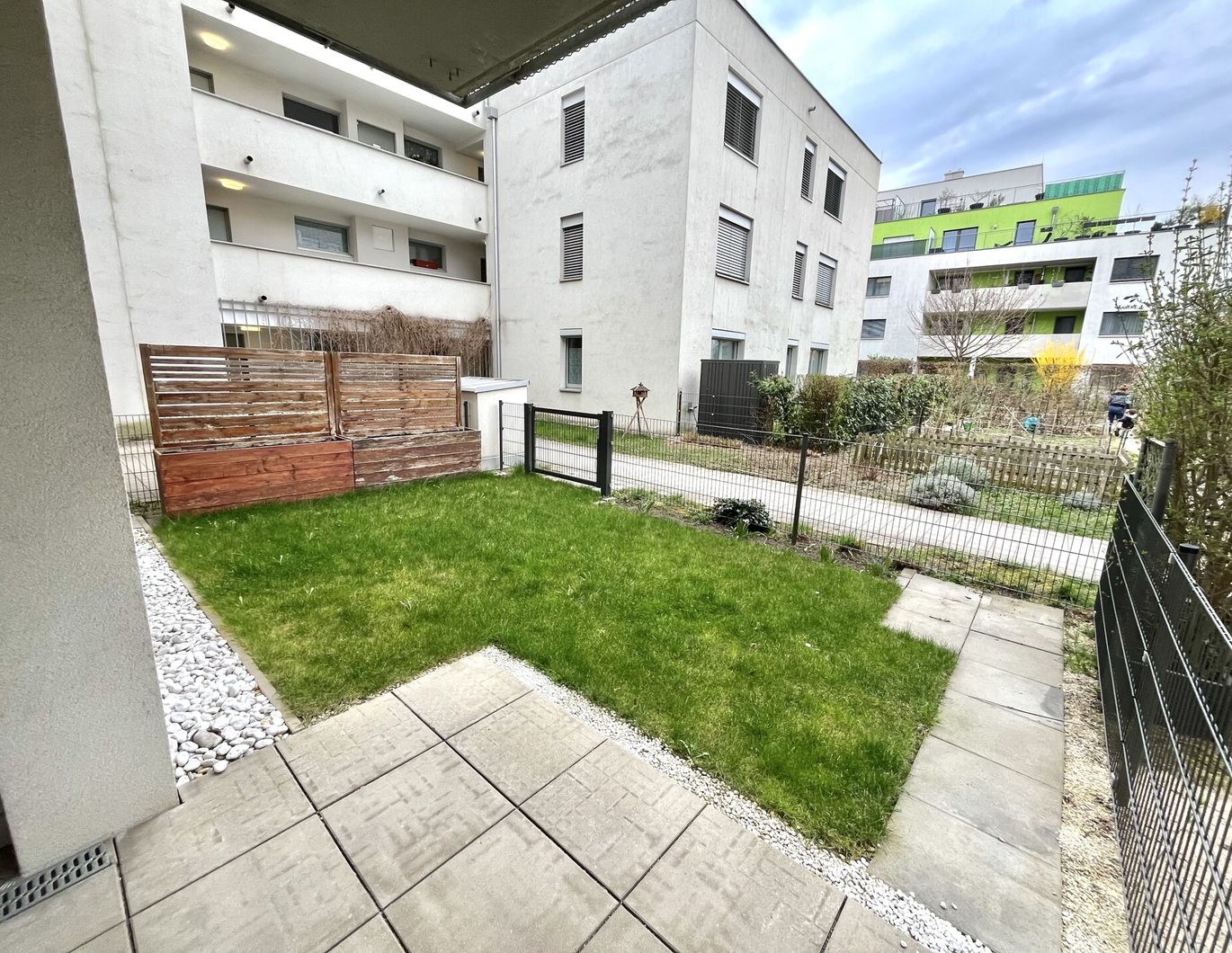 Großzügige 4 Zimmer Gartenwohnung in Ruhelage zu mieten in 1210 Wien