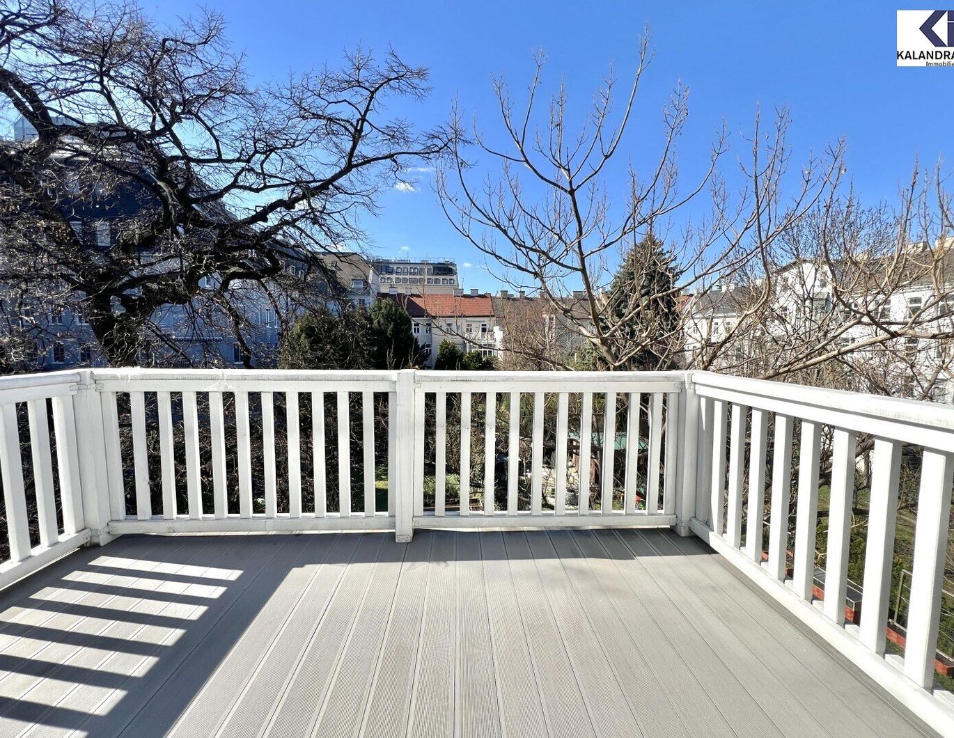 360 TOUR // TERRASSEN ALTBAUWOHNUNG MIT GARTEN