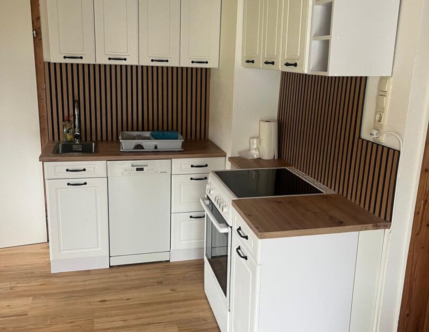 Mietwohnung - kann möbliert übernommen werden