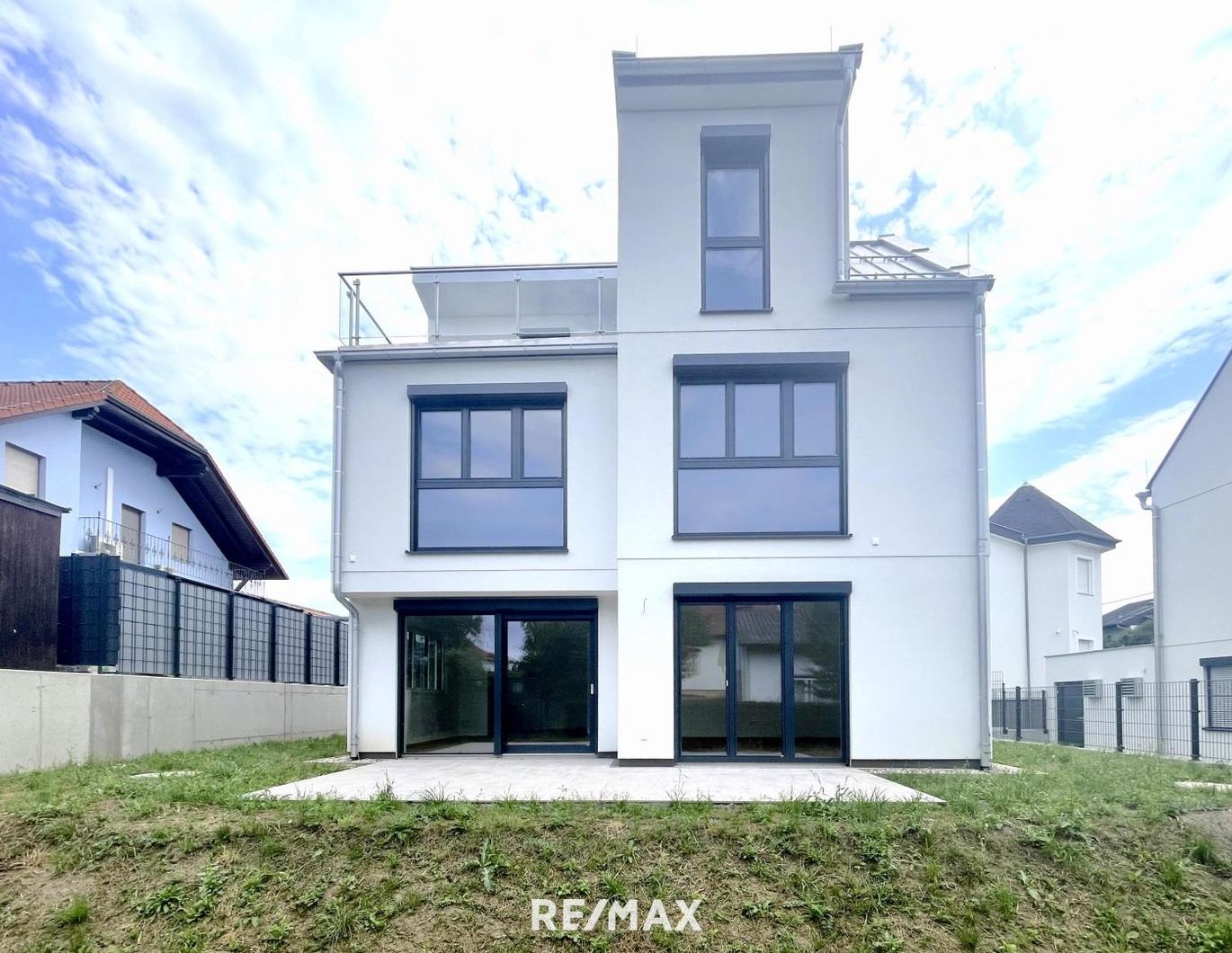 Exklusive 5-Zimmer-Villa mit Garage nahe dem Mühlwasser
