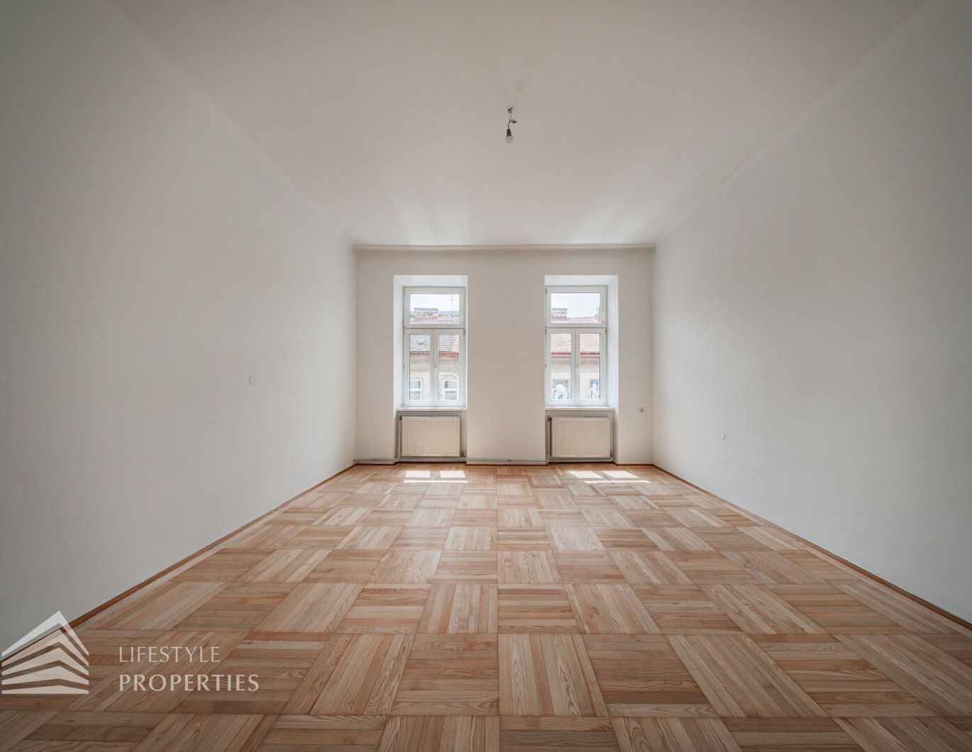 Helle 2-Zimmer Altbauwohnung, Nähe Reumannplatz