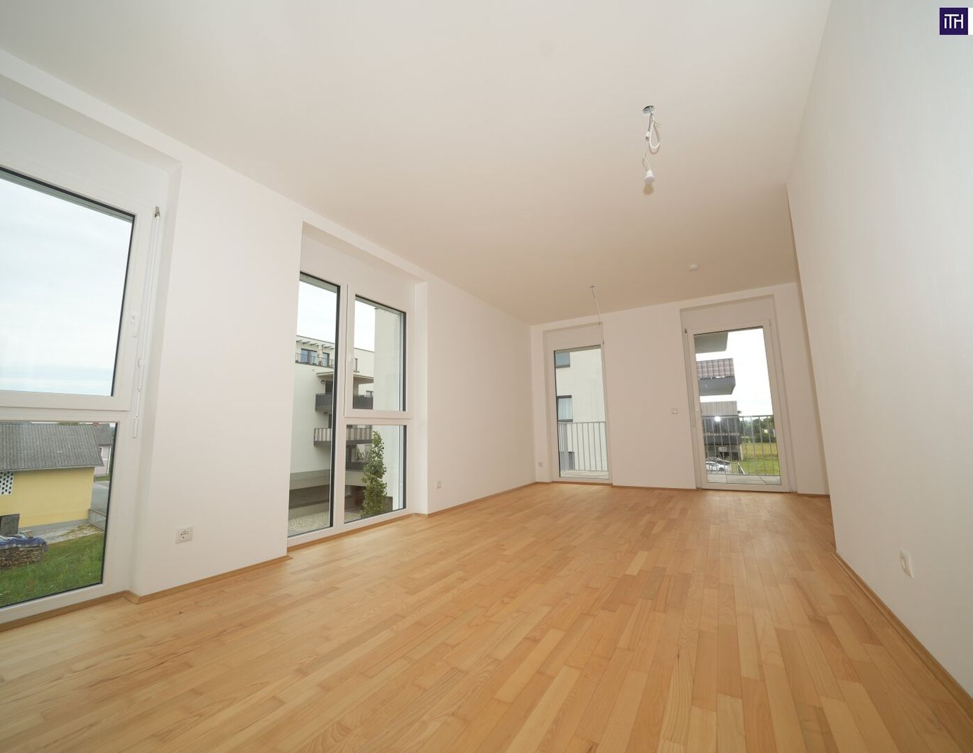 AUSSERGEWÖHNLICH! FELDKIRCHEN BEI GRAZ: NEUBAU MIT TOP-AUSSTATTUNG! Tischlerküche & 3 Zimmer - eine Wohnung zum Verlieben! Vereinbaren Sie JETZT Ihren Besichtigungstermin!