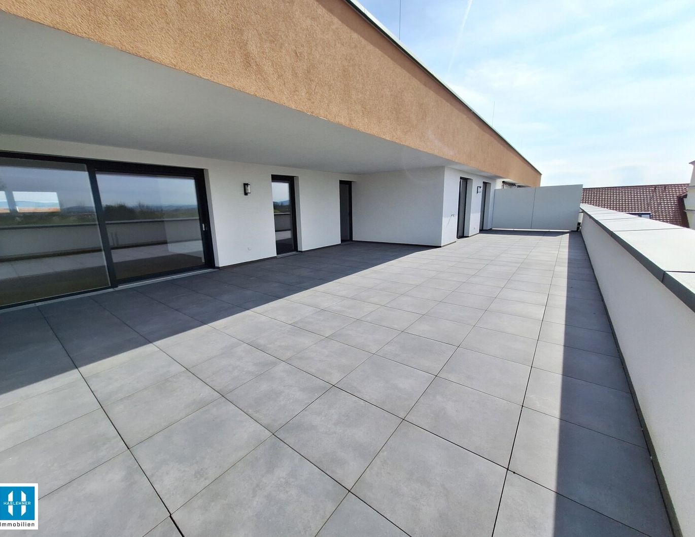 Weitblick inklusive - moderne 132,23m² Dachgeschosswohnung mit Flair - Top C18