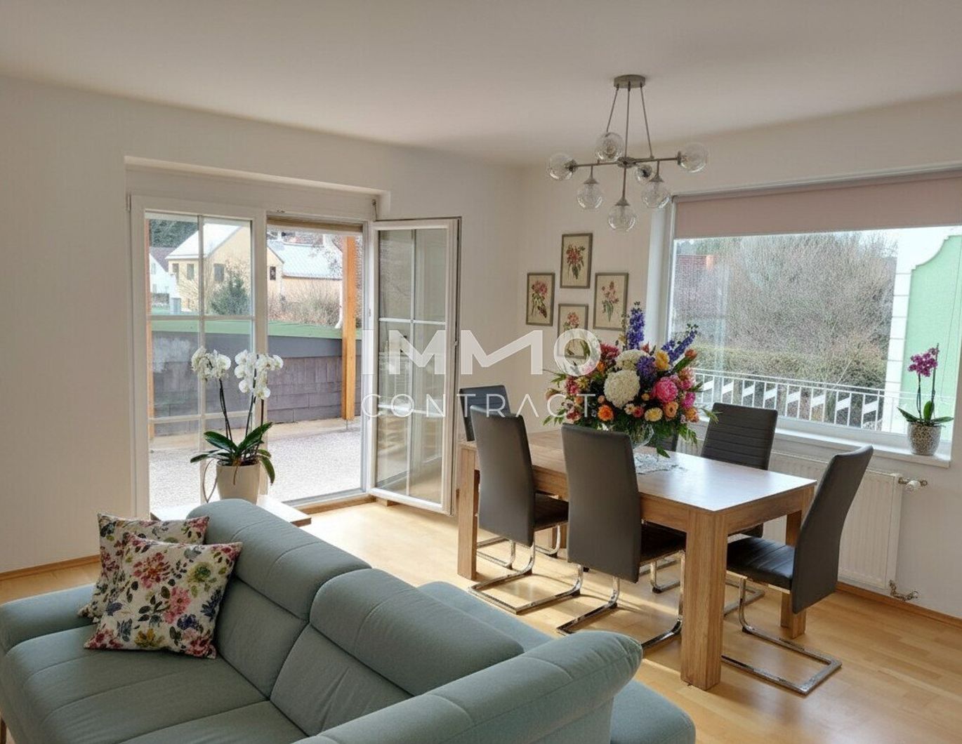 GRAZ-RAGNITZ: TOP-SANIERTE 3- ZIMMERWOHNUNG MIT GROSSER TERRASSE UND GARAGE