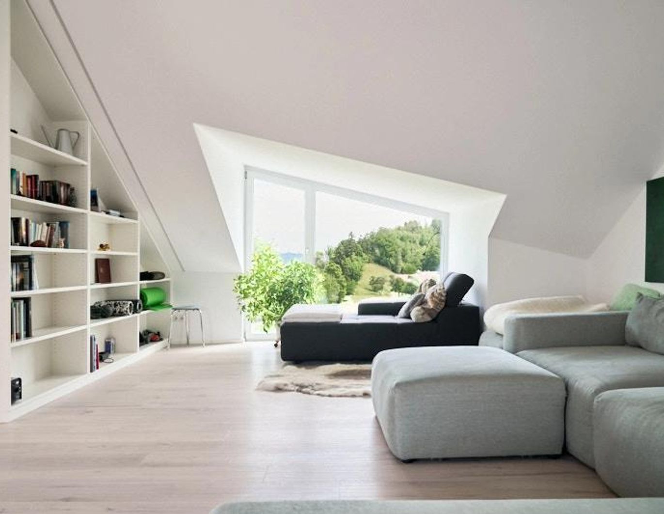 Moderne 4-Zimmer-Maisonettewohnung in gebobenem & neuwertigem Zustand nähe Innsbruck (Provisionsfrei)