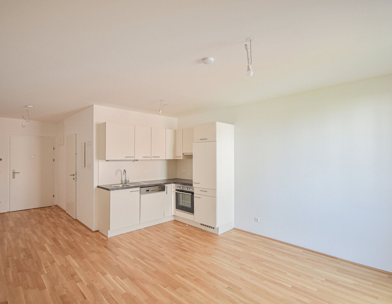 Schöne 2-Zimmer Wohnung mit Terrasse