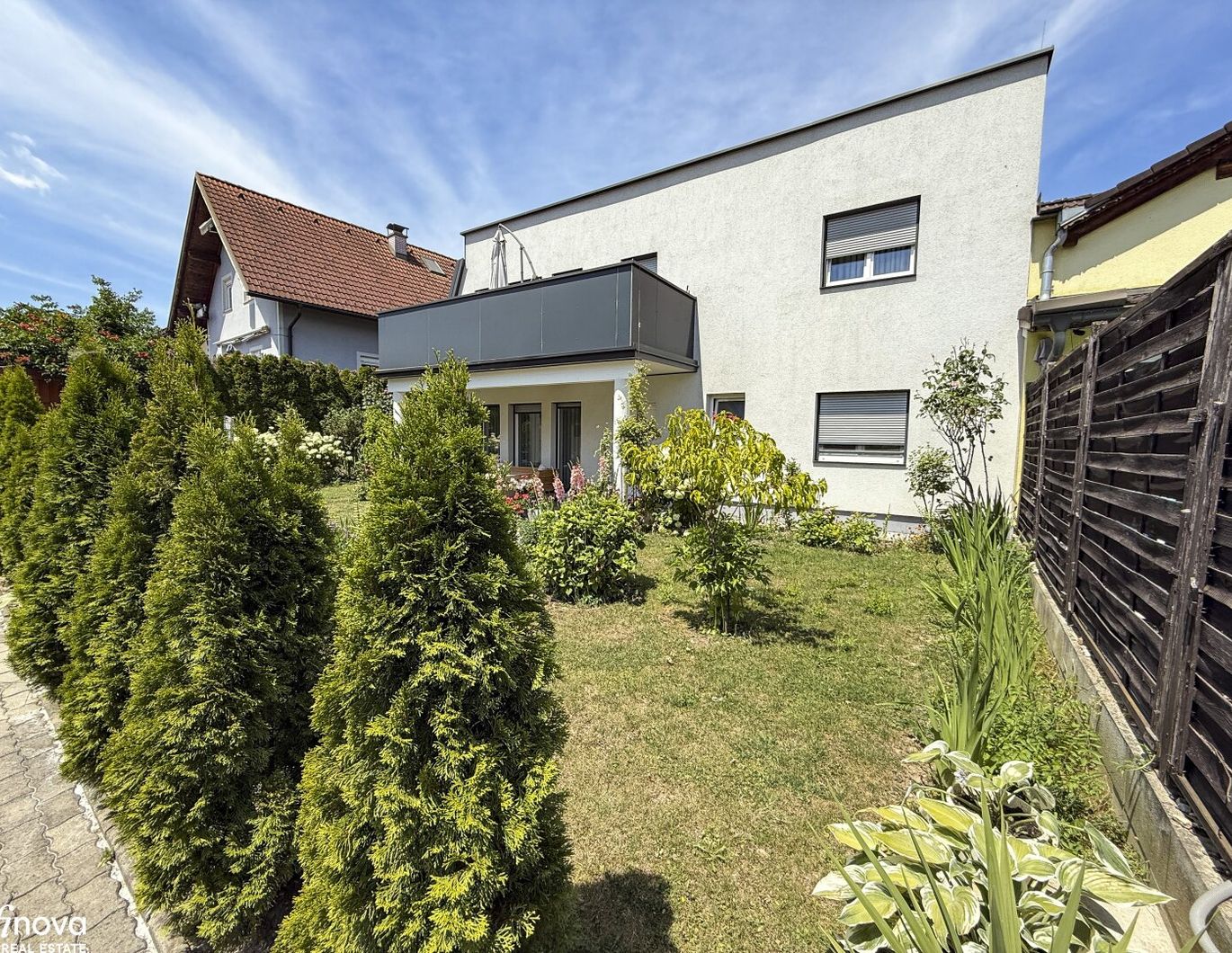Viel Platz für zwei Familien - Modernes Haus nahe Graz mit Garten & Carport!!