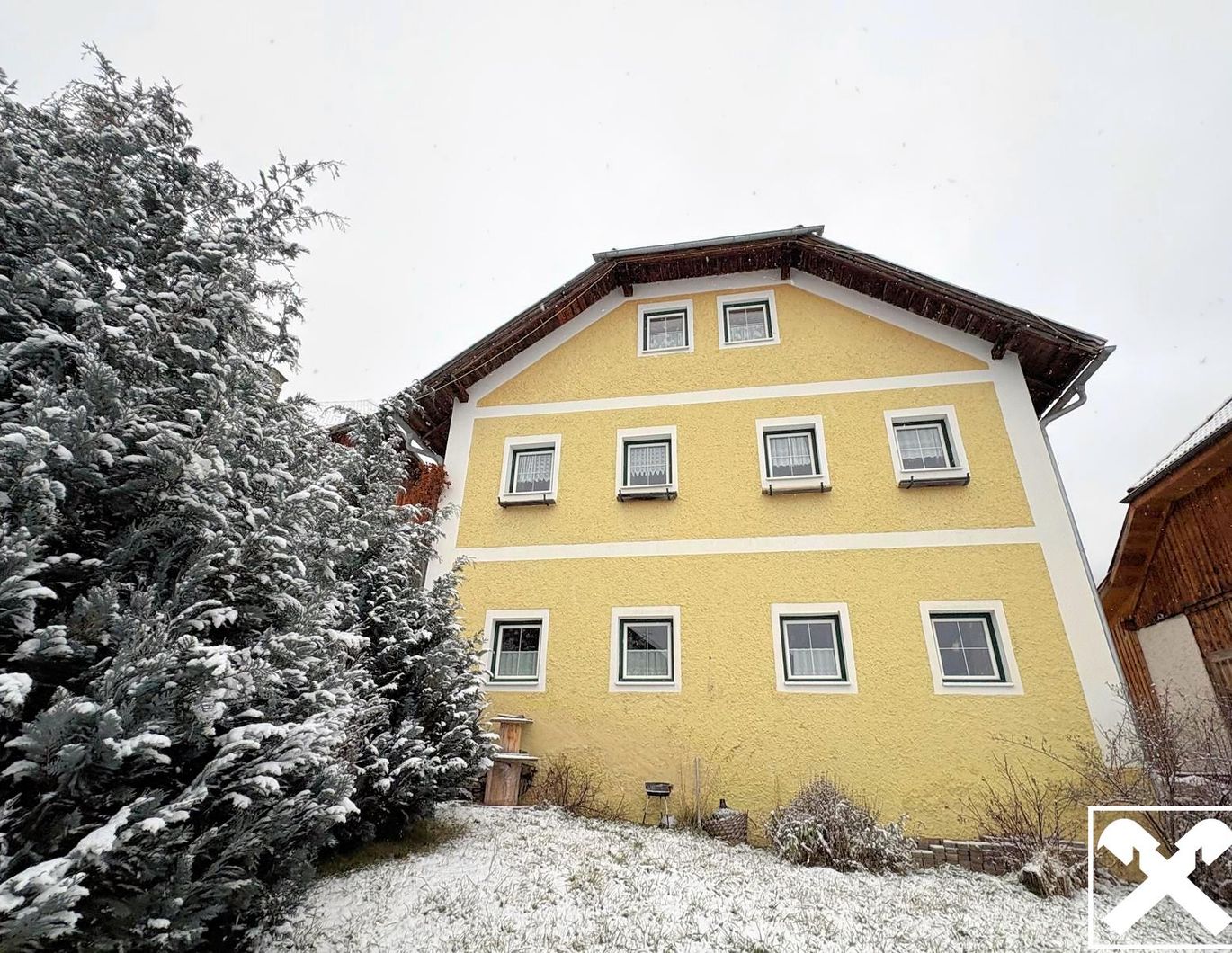 Großzügiges Einfamilienhaus mit touristischer Nutzung