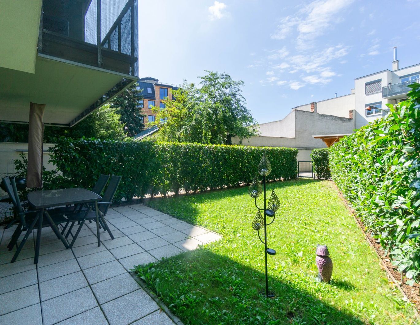 Entzückende 2-Zimmer-Wohnung mit 70 m² Garten in bester Penzinger Lage